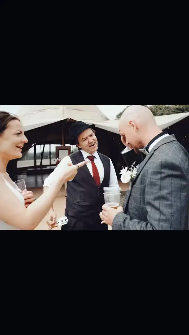 Alana and Rob - what an incredible day @cotswoldfieldofdreams lovely catching up with @dalestephensphotography who is always captures the best moments. Thanks Dale🙏🏻. #darrencampbellmagician #darrencampbellmagic #weddingentertainment #cotswoldfieldofdreams #dalestephensphotography #magicianinthehat #weddingmagician